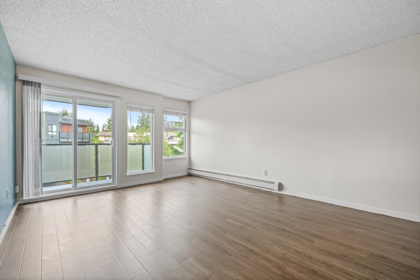 Breakfast Nook Photo of 315 1850 Southmere Crescent, Surrey, BC