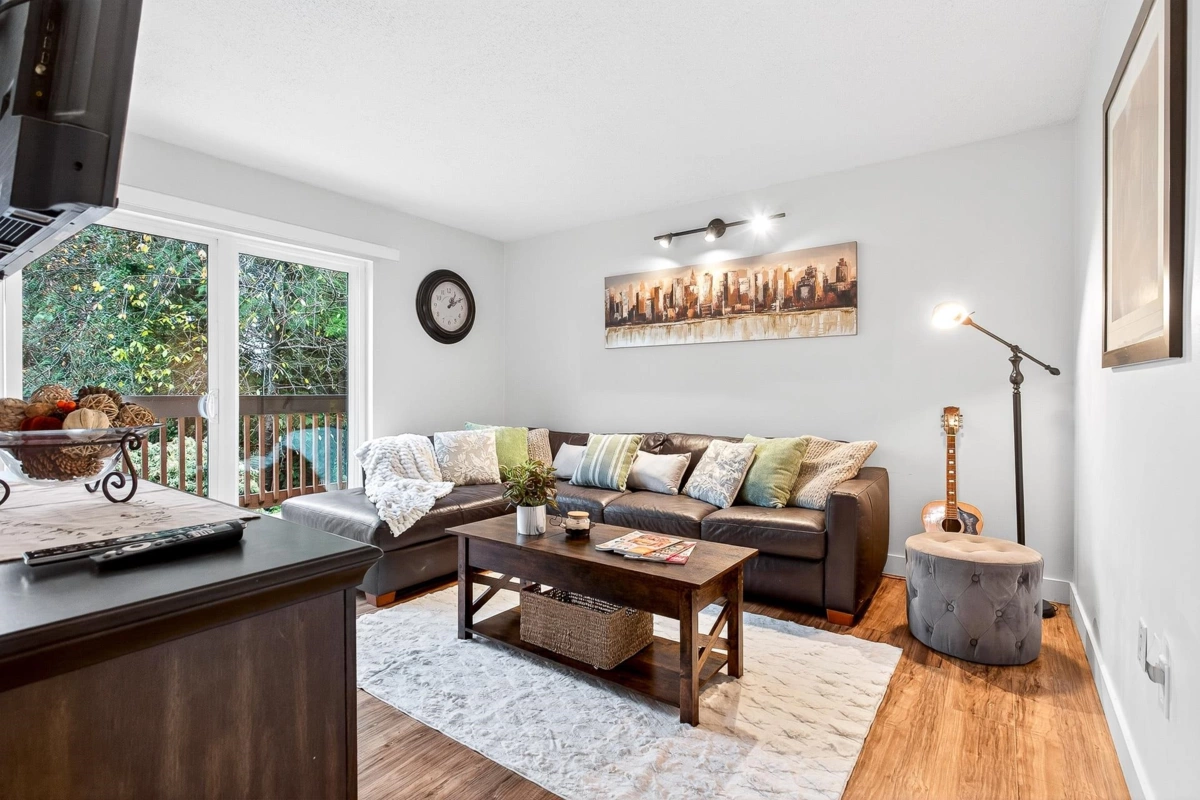 Dining Area Photo of 432 Cardiff Way, Port Moody, BC