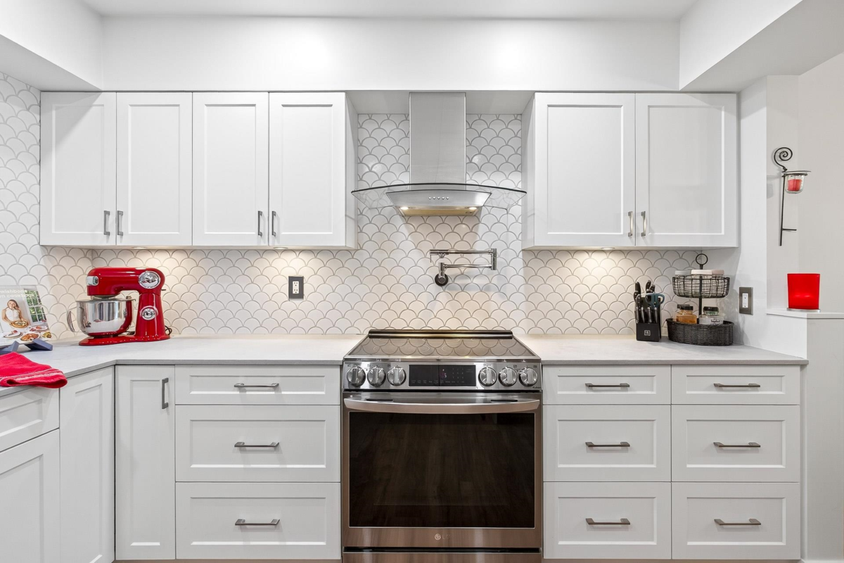 Guest Bathroom Photo of 432 Cardiff Way, Port Moody, BC