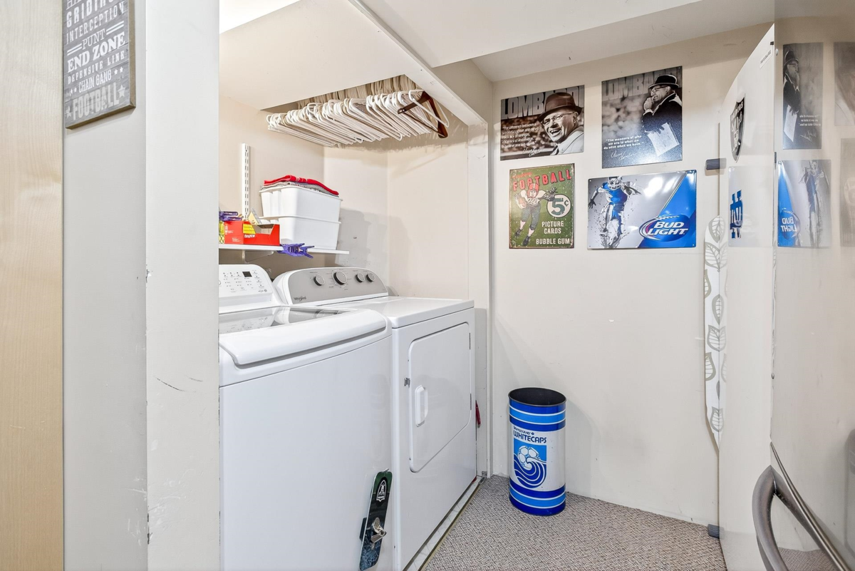 Hot Tub / Spa Photo of 432 Cardiff Way, Port Moody, BC