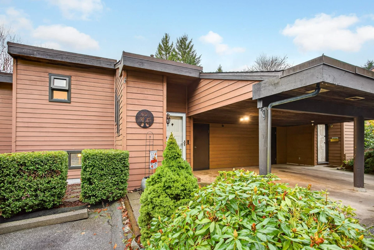 Living Room Photo of 432 Cardiff Way, Port Moody, BC