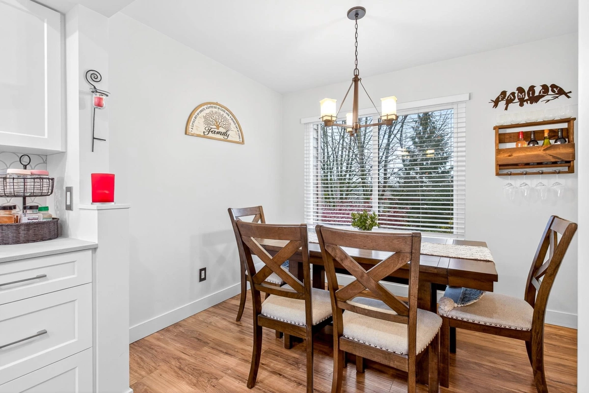 Loft / Bonus Room Photo of 432 Cardiff Way, Port Moody, BC