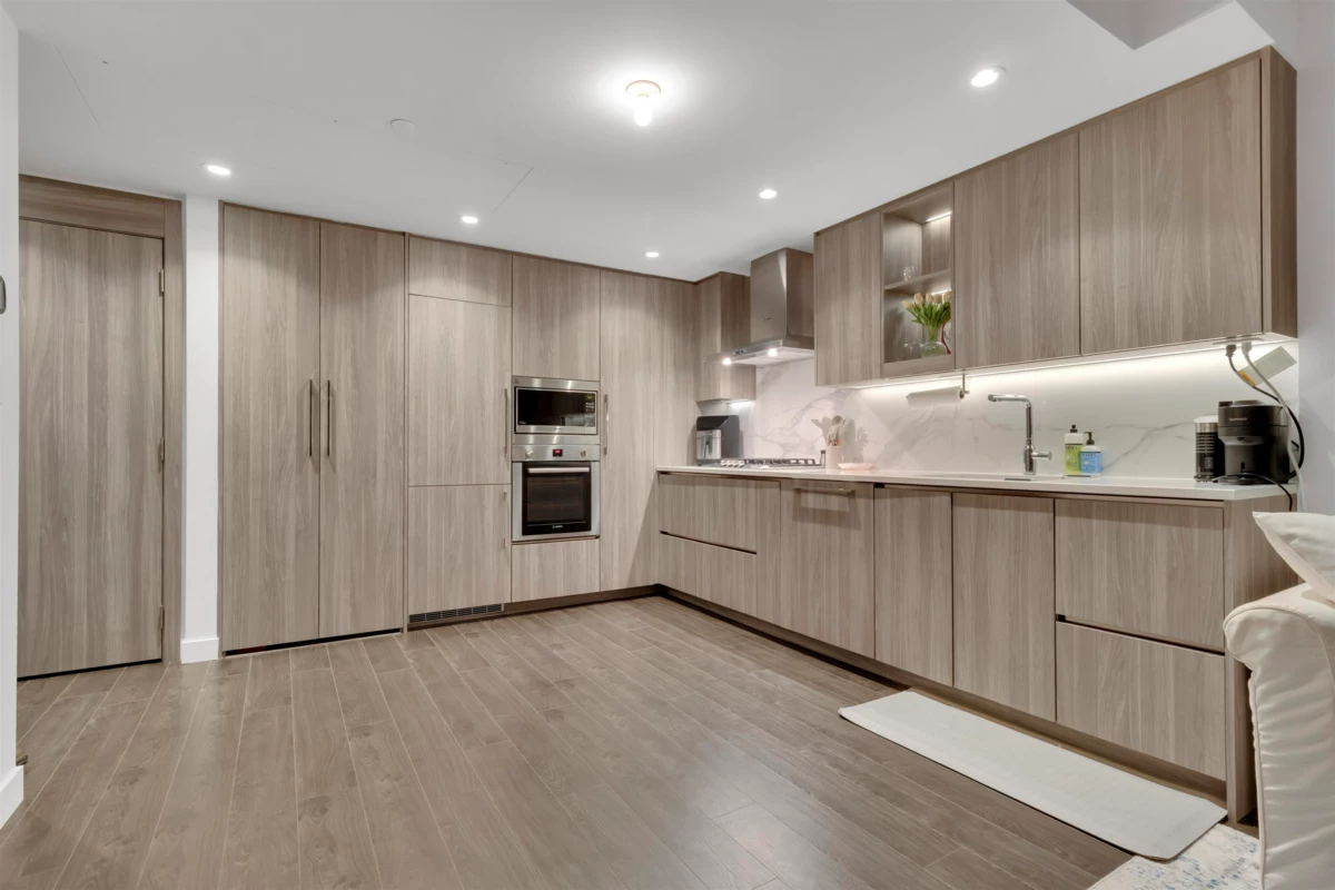 Kitchen Photo of 3701 9887 Whalley Boulevard, Surrey, BC