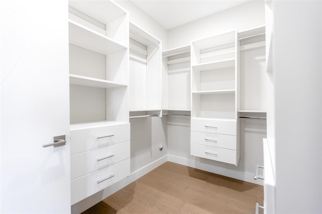 Guest Bathroom Photo of 11668 95a Avenue, Delta, BC