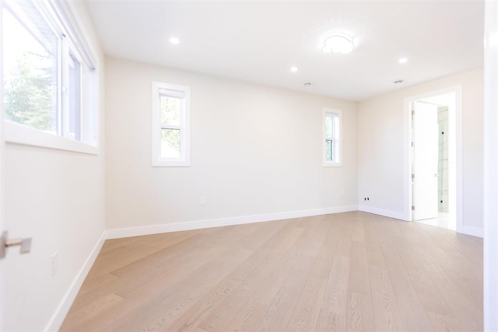 Hallway Photo of 11668 95a Avenue, Delta, BC