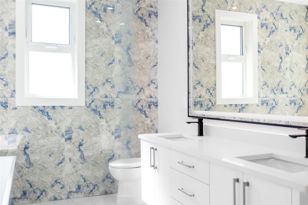 Laundry Room Photo of 11668 95a Avenue, Delta, BC