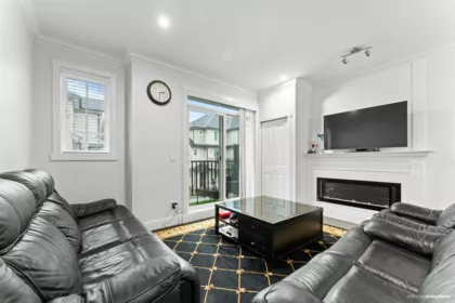 195 13898 64 Avenue, Surrey, BC, Surrey — Townhouse for sale