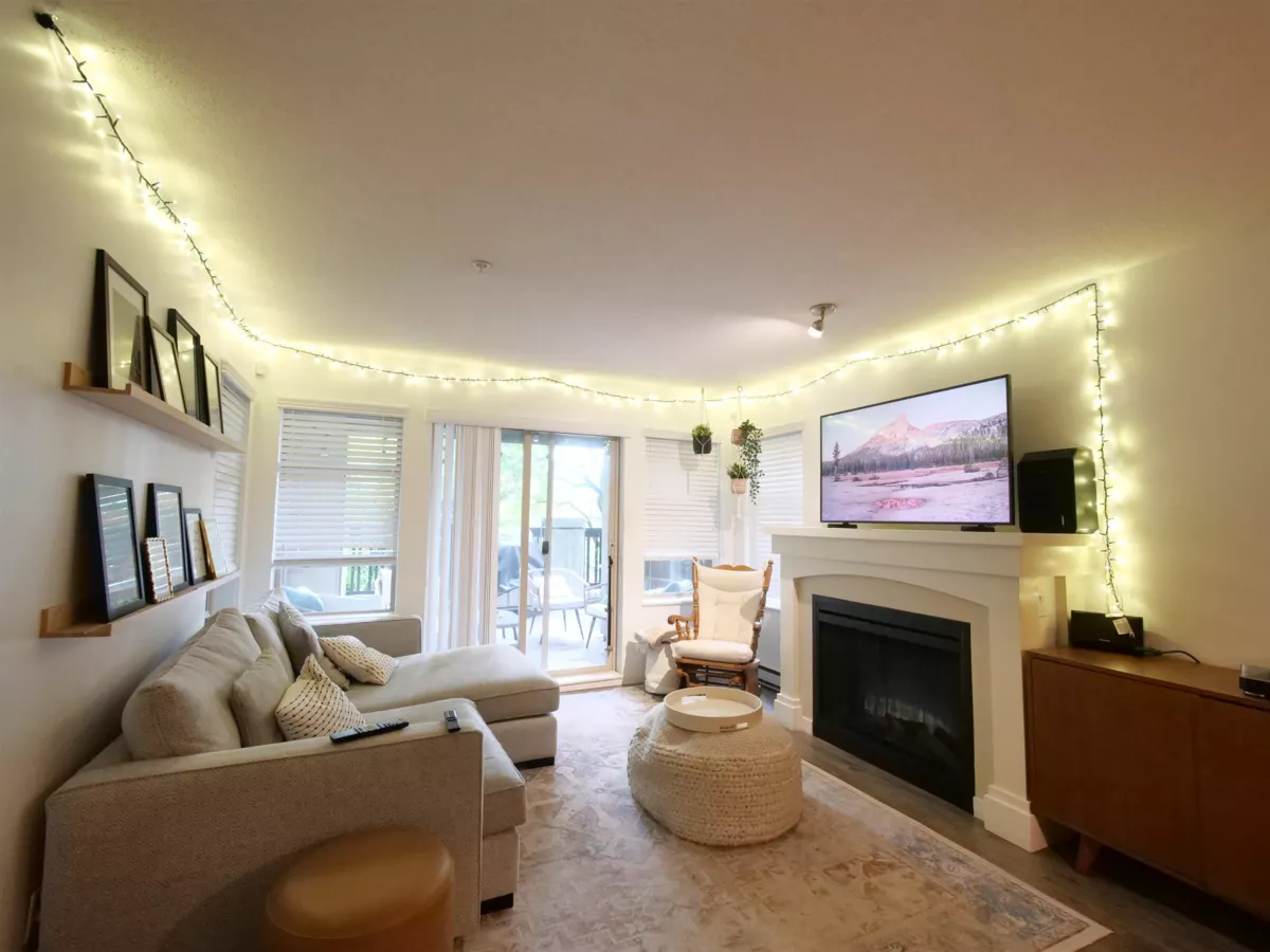 Family Room Photo of 109 2998 Silver Springs Boulevard, Coquitlam, BC