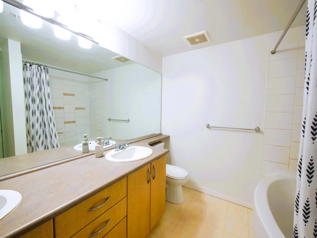 Pantry Photo of 109 2998 Silver Springs Boulevard, Coquitlam, BC