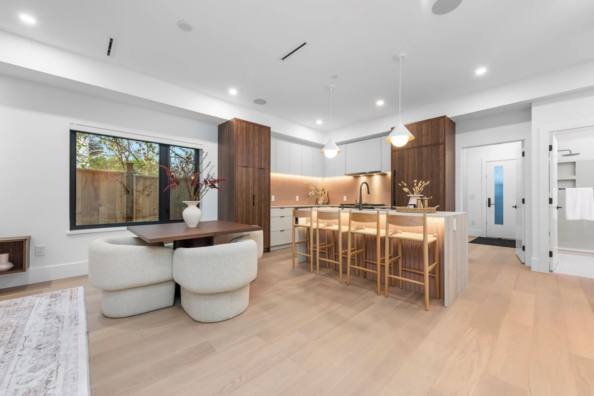 Bedroom 3 Photo of 2 273 W 17th Avenue, Vancouver, BC