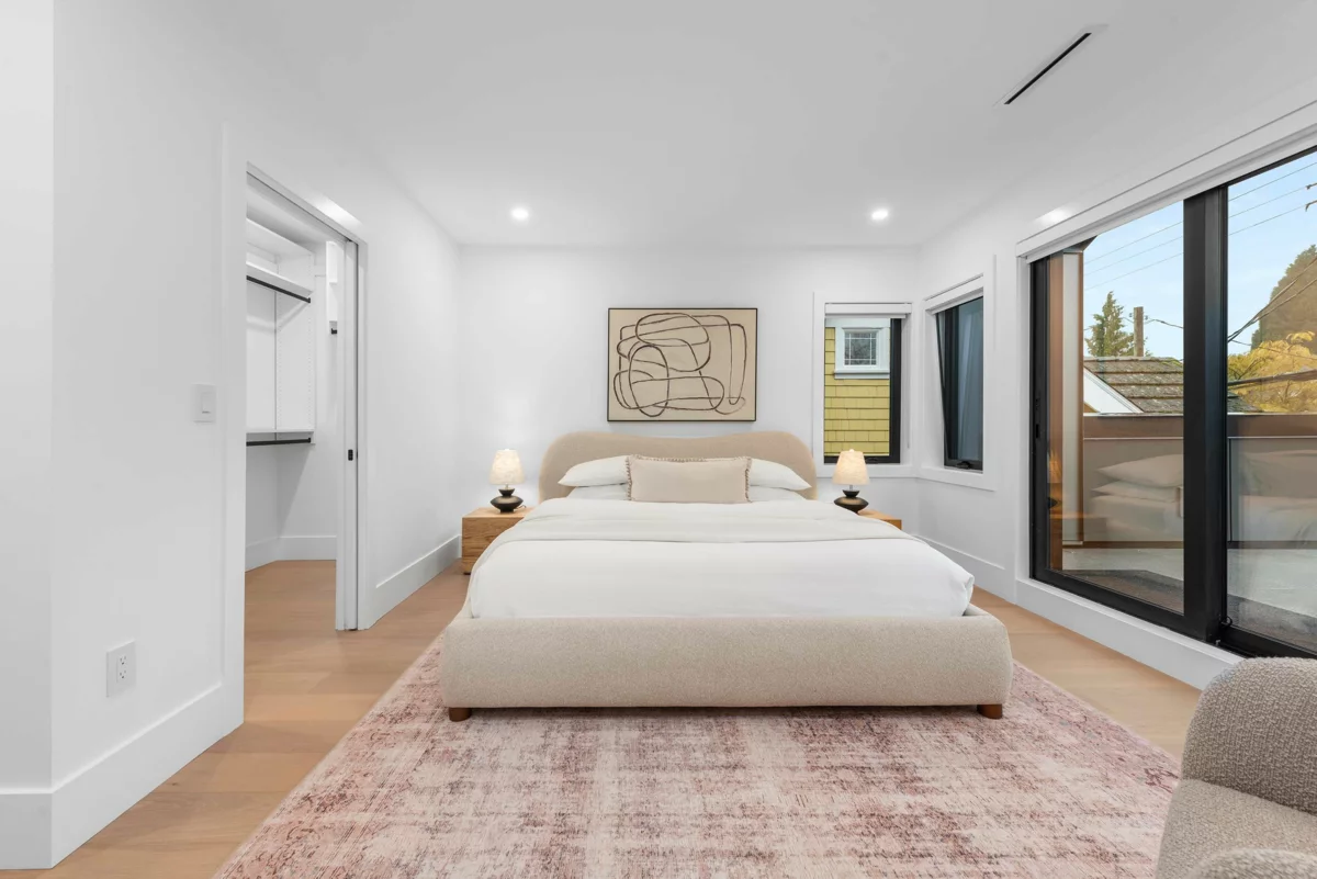 Garage Interior Photo of 2 273 W 17th Avenue, Vancouver, BC