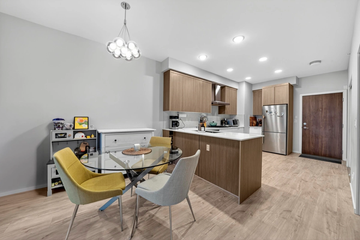 Breakfast Nook Photo of PH6 6283 Kingsway, Burnaby, BC