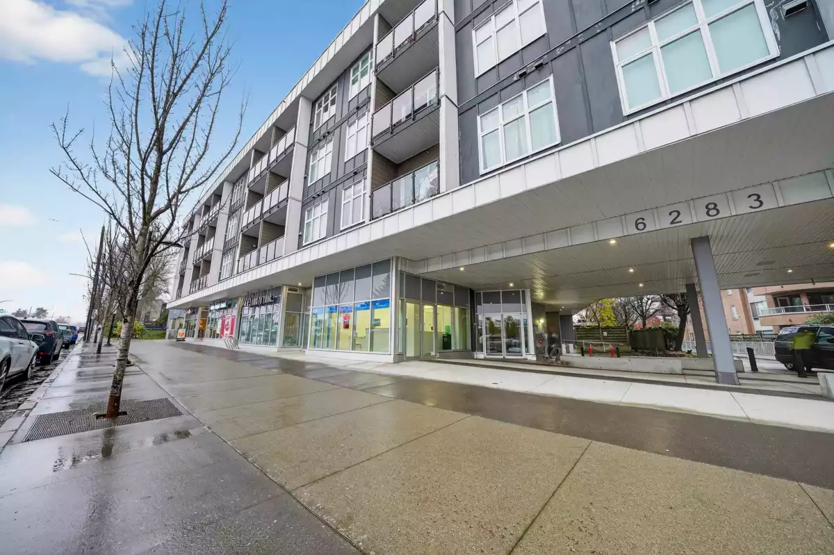 Laundry Room Photo of PH6 6283 Kingsway, Burnaby, BC