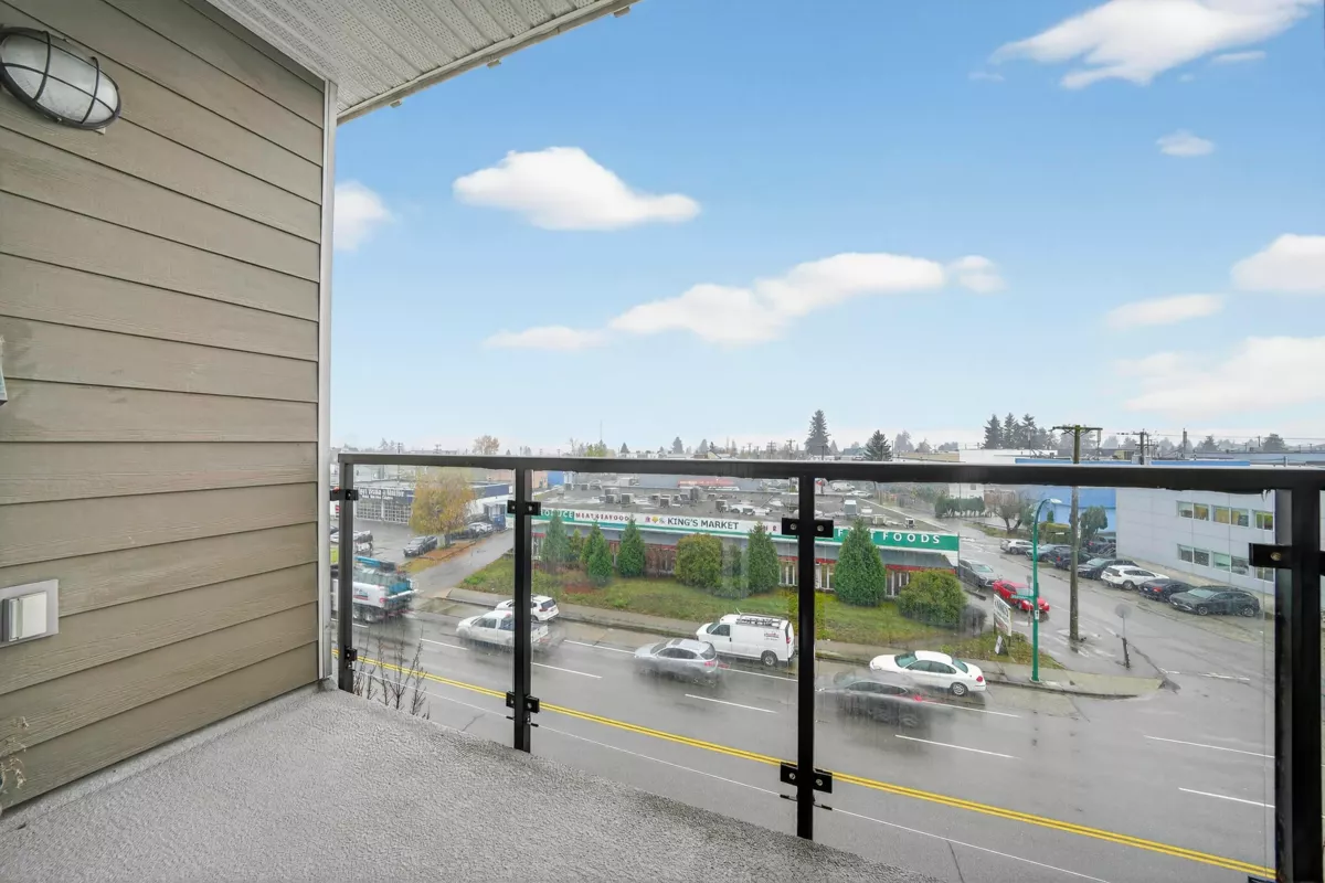 Loft / Bonus Room Photo of PH6 6283 Kingsway, Burnaby, BC