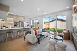 2 3563 E 25th Avenue, Vancouver, BC