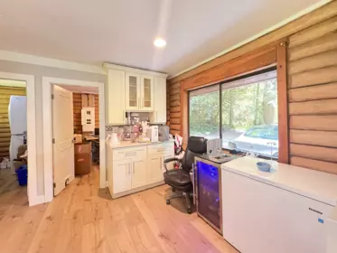Mudroom Photo of 23551 132 Avenue, Maple Ridge, BC