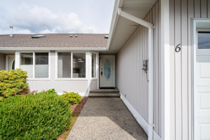 Backyard Photo of 6 659 Douglas Street, Hope, BC