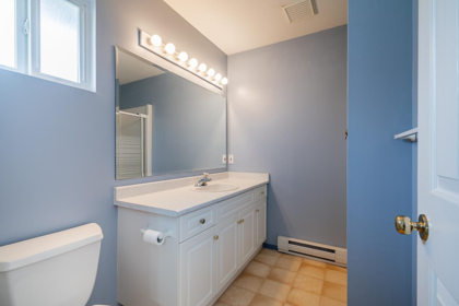 Laundry Room Photo of 6 659 Douglas Street, Hope, BC