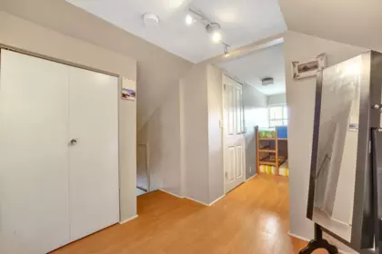 Entry Foyer Photo of 2150 Nanaimo Street, Vancouver, BC