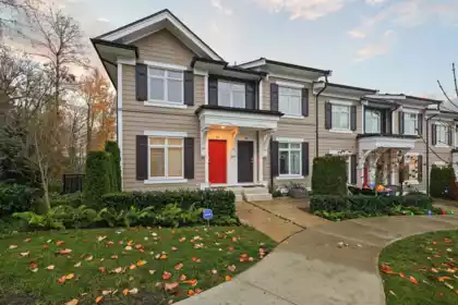 51 2070 Oak Meadows Drive, Surrey, BC, Grandview Surrey — 4 bed townhouse for sale