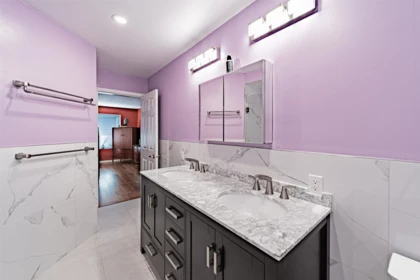 Powder Room Photo of 2 8111 Francis Road, Richmond, BC