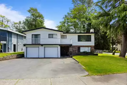 8864 Ursus Crescent, Surrey, BC, Surrey — Single Family Residence for sale