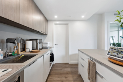 1204 13318 104 Avenue, Surrey, BC