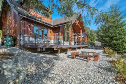 Kitchen Photo of 40 4622 Sinclair Bay Road, Pender Harbour, BC