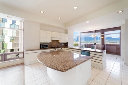 PH1 1500 Alberni Street, Vancouver, BC, Vancouver — Apartment/Condo for sale