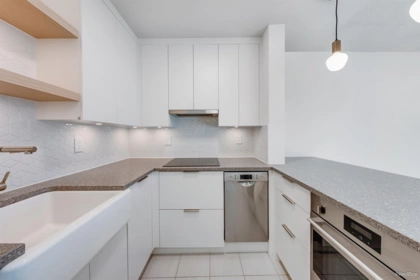 303 1545 E 2nd Avenue, Vancouver, BC