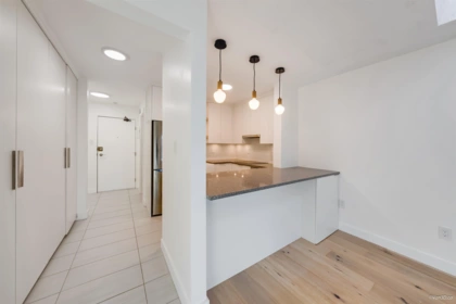 303 1545 E 2nd Avenue, Vancouver, BC