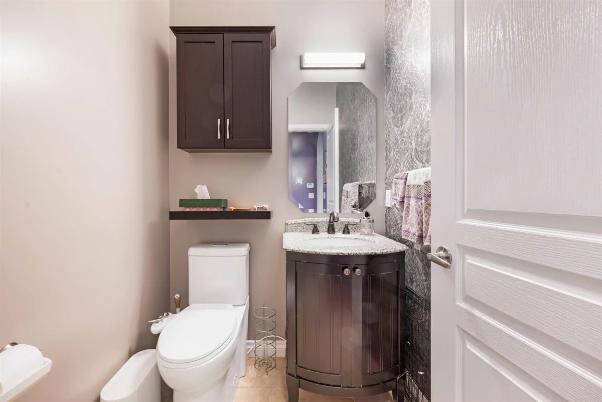 Fitness Center Photo Near 5742 148 Street, Surrey, BC