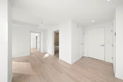 Walk-In Closet Photo of 1907 1480 Howe Street, Vancouver, BC