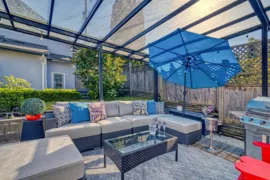 4218 W 10th Avenue, Vancouver, BC