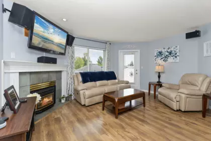 Loft / Bonus Room Photo of 405 13680 84 Avenue, Surrey, BC