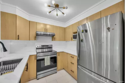 310 15220 E Guildford Drive, Surrey, BC, Surrey — Apartment/Condo for sale