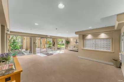 Hallway Photo of 310 15220 E Guildford Drive, Surrey, BC
