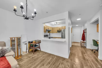 Kitchen Photo of 310 15220 E Guildford Drive, Surrey, BC
