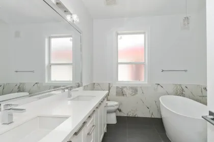 Guest Bathroom Photo of 27916 Conductor Drive, Abbotsford, BC