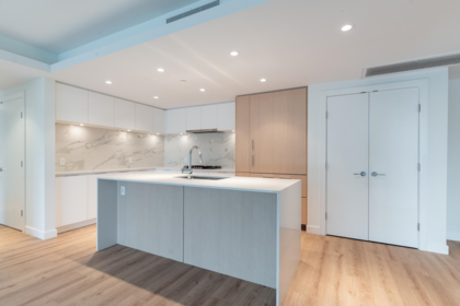 401 1500 Fern Street, North Vancouver, BC