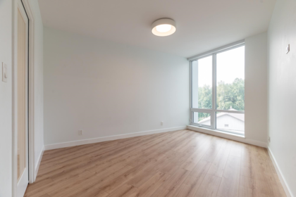 Powder Room Photo of 401 1500 Fern Street, North Vancouver, BC
