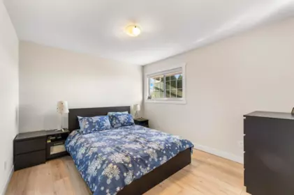 Powder Room Photo of 2866 Glenavon Street, Abbotsford, BC