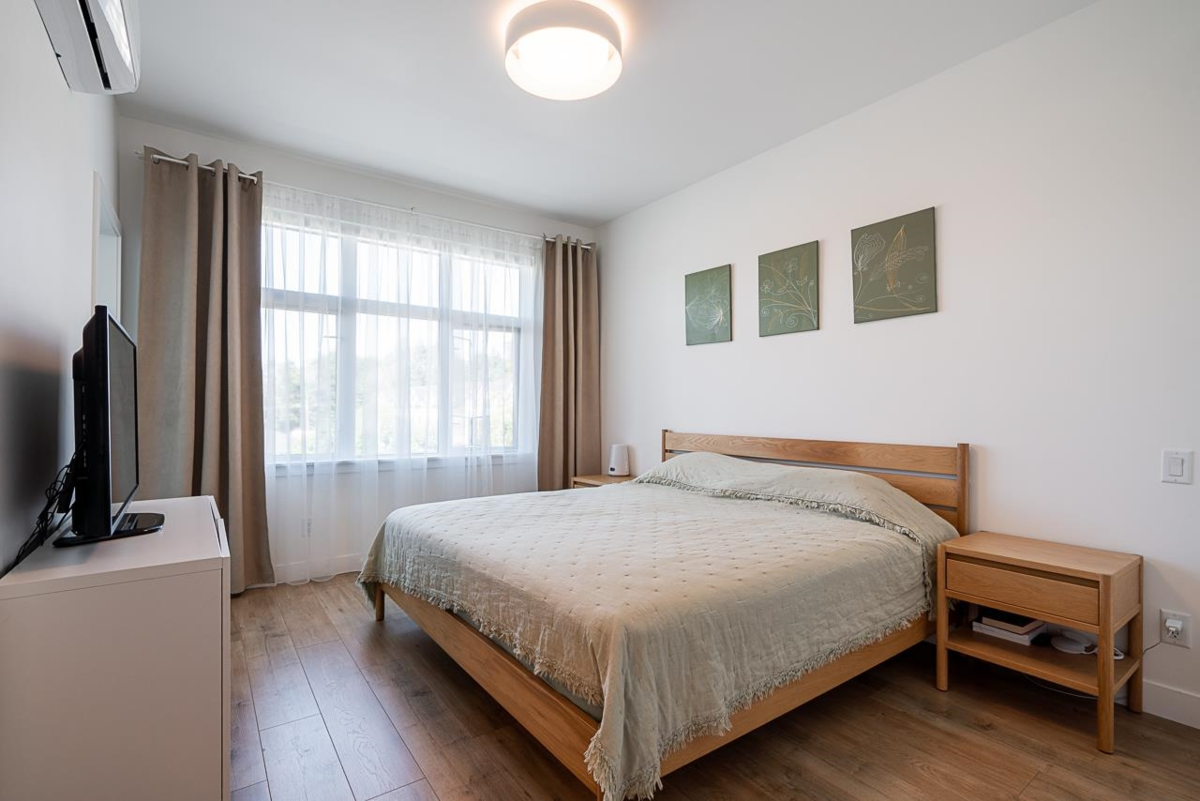 Bedroom 2 Photo of 103 2035 Glenaire Drive, North Vancouver, BC