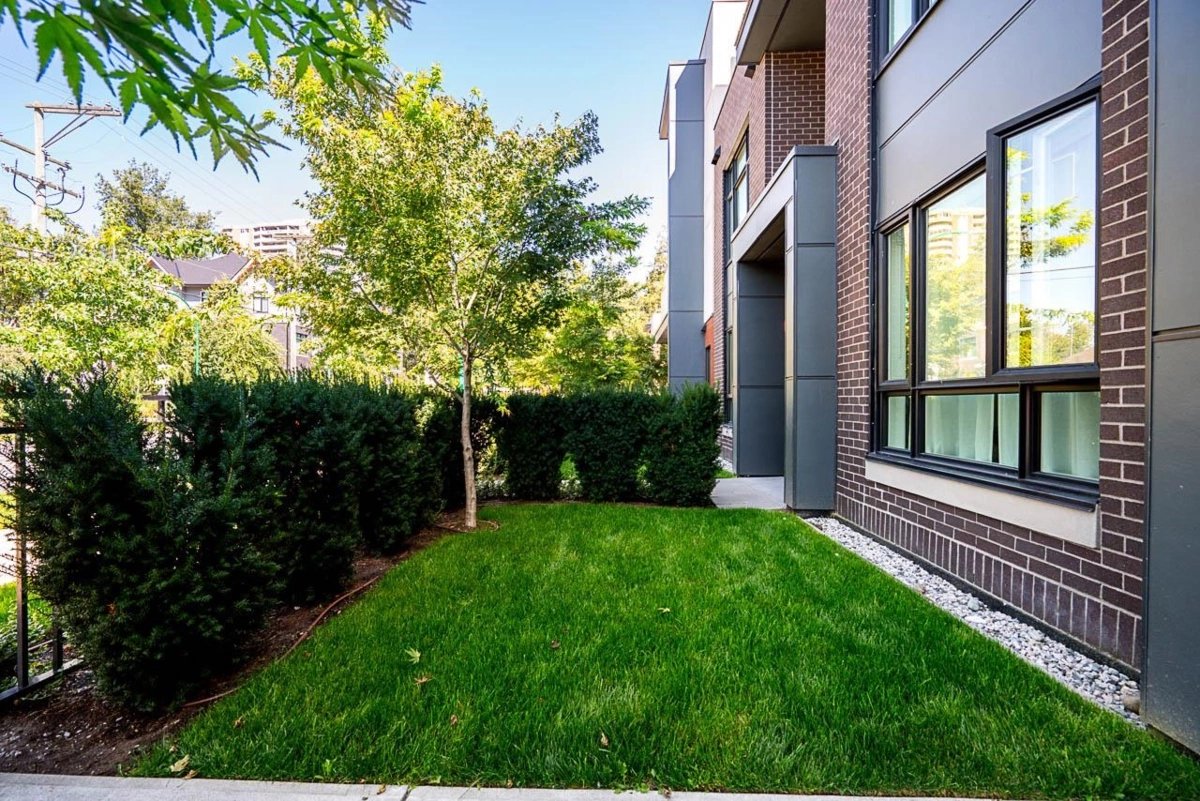 Outdoor Patio Photo of 103 2035 Glenaire Drive, North Vancouver, BC