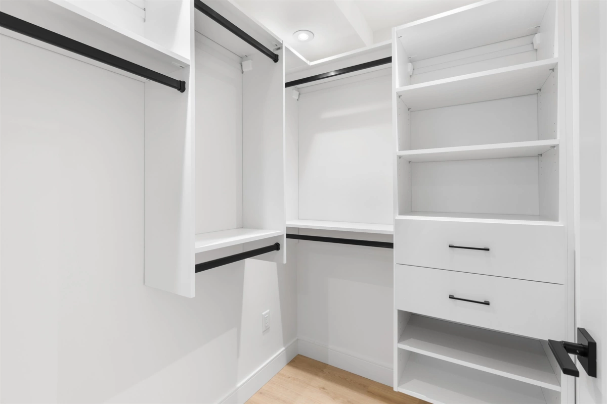 Basement Recreation Room Photo of 19678 80 Avenue, Langley, BC