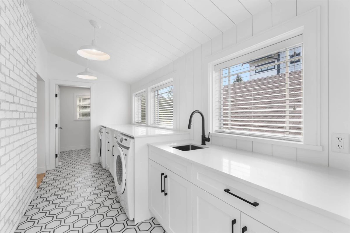 Laundry Room Photo of 19678 80 Avenue, Langley, BC