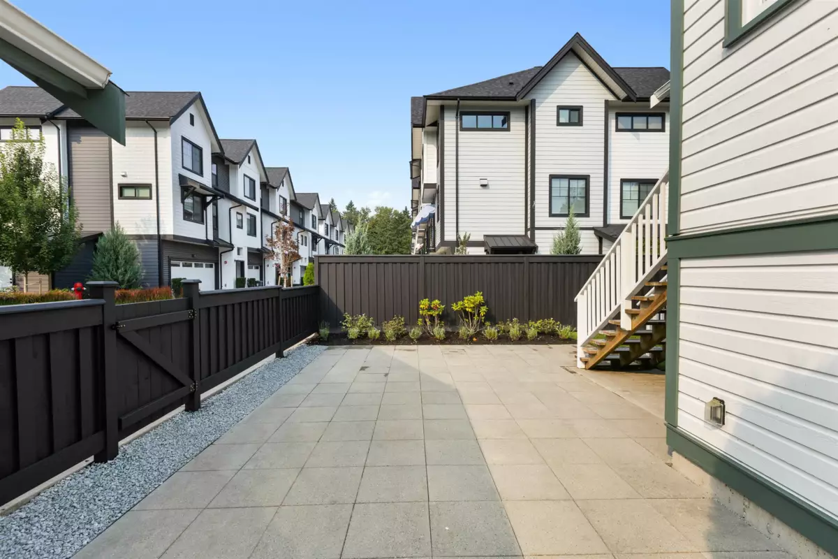 Outdoor Kitchen Photo of 19678 80 Avenue, Langley, BC