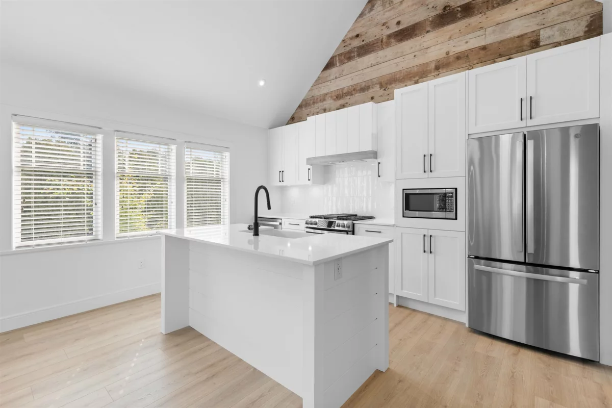 Primary Bathroom Photo of 19678 80 Avenue, Langley, BC