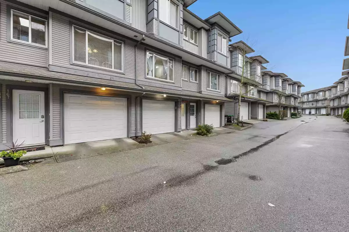 Garden / Landscaping Photo of 166 18701 66 Avenue, Surrey, BC