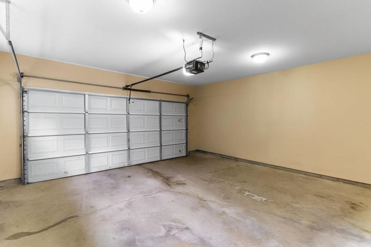 Powder Room Photo of 8 7298 199a Street, Langley, BC